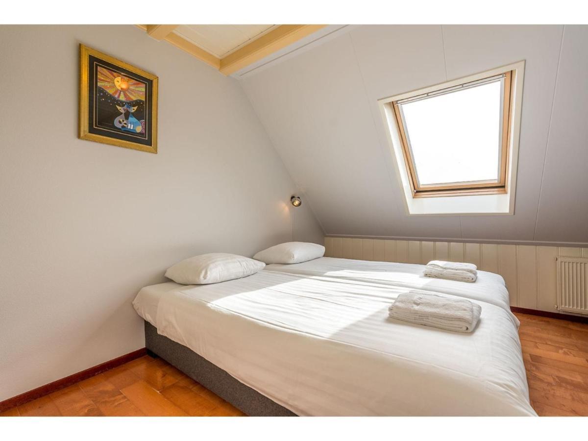 Charming Holiday Home In Texel Near Sea Oost  Εξωτερικό φωτογραφία